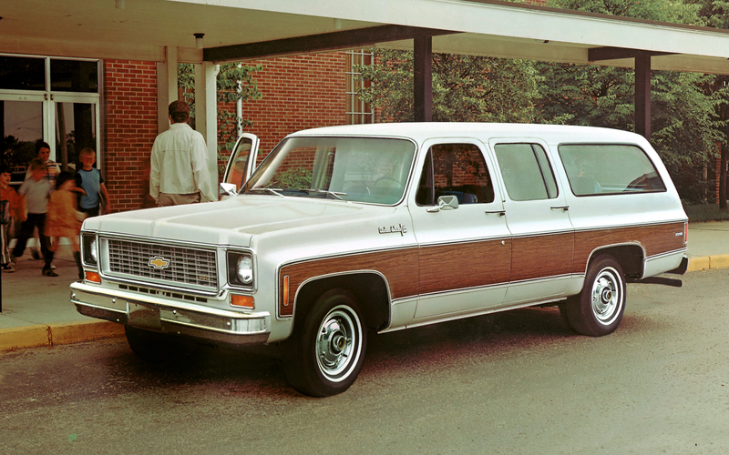 Illustration for article titled See The Chevy Suburban Grow Up In This Great Gallery Of Every Generation
